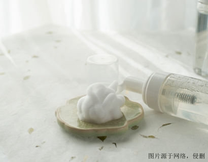 西班牙化妝品進口清關怎么樣？上?；瘖y品報關公司